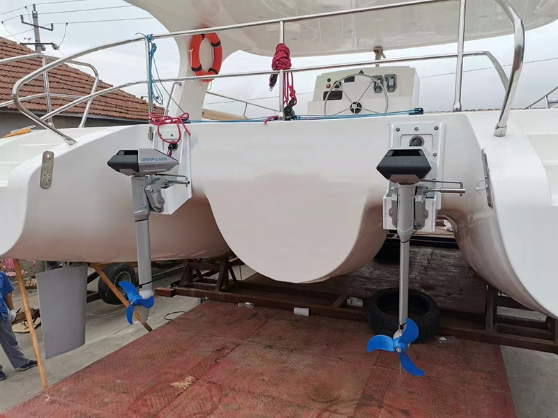 ከስልፋና 10.28 ሜ ካታርራን ከኤሌክትሪክ ሞተር ጋር: ፍጹም የሆነ ዘላቂነት እና ወጪን የሚያዋሃድ